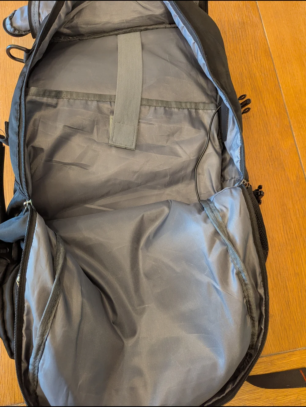 Large Black Travel Hiking Laptop Backpack USB Charging Multi Pocket